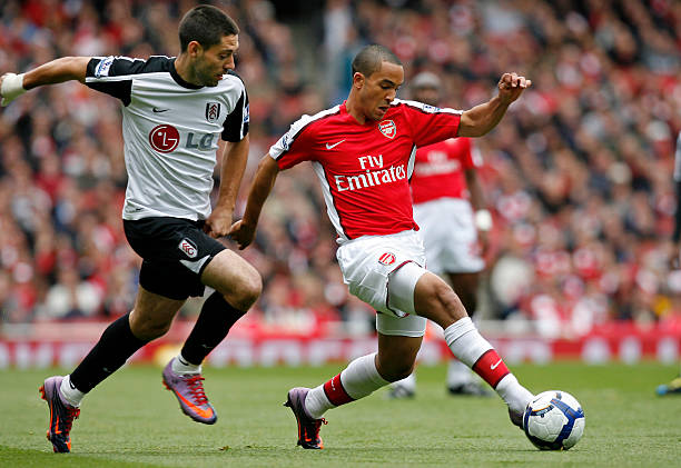 感到熟悉 感到熟悉